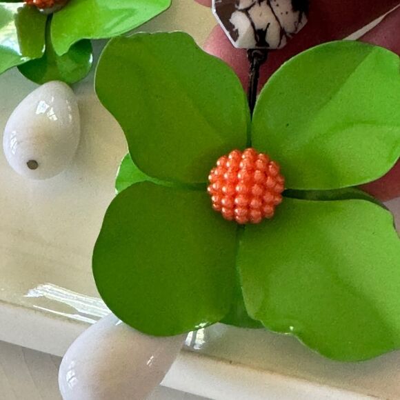 New! Zara Big Flower Earrings - Picture 7 of 15